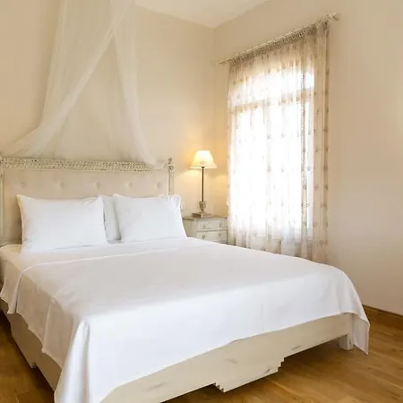 Luce Design - Special Category Hotel 4*