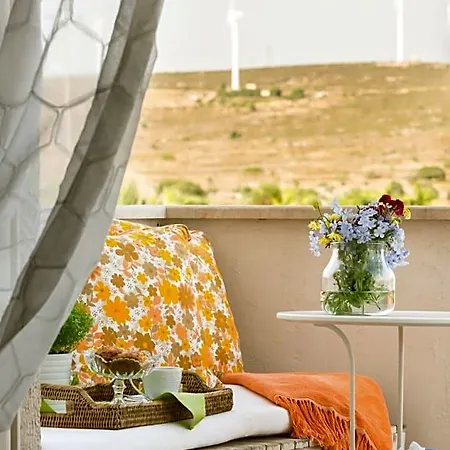 Luce Design - Special Category Hotell 4*