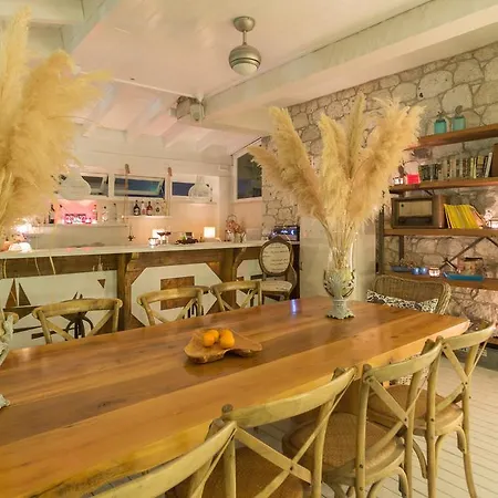 Luce Design - Special Category Hotel